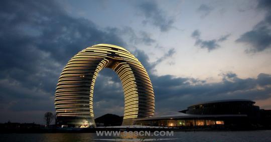 馬桶蓋 秋褲樓 建筑地標 審美能力 專業設計者 城市規劃