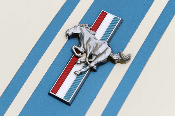 [񣬏܇׃ Mustang  50 
